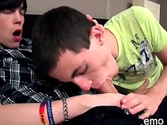 Emo twink kisses his urchin and gets a BJ